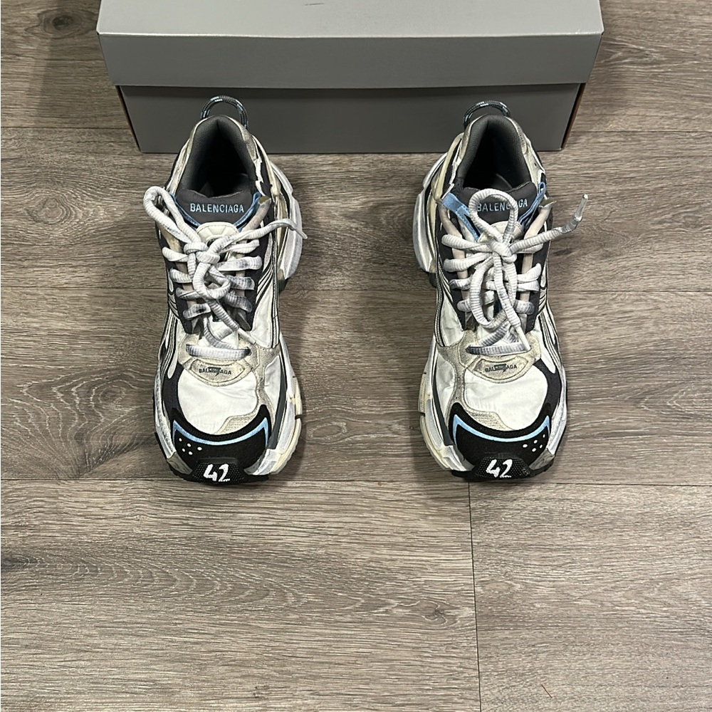 Balenciaga White and Black Athletic Shoes